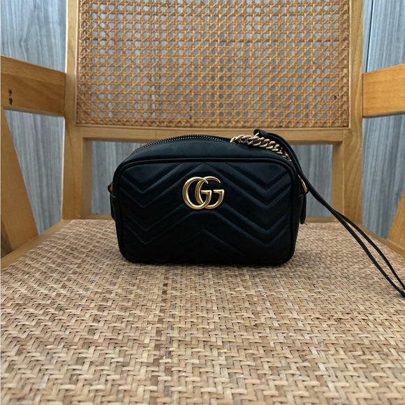 Gucci Marmont Mini crossbody shoulder bag Like-New - Picture 3 of 10